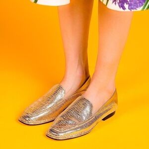 PAULA TORRES Gold reptile embossed MADRID square toe loafers size 9